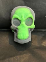 Skull-Shaped Scented Wax Melt 1