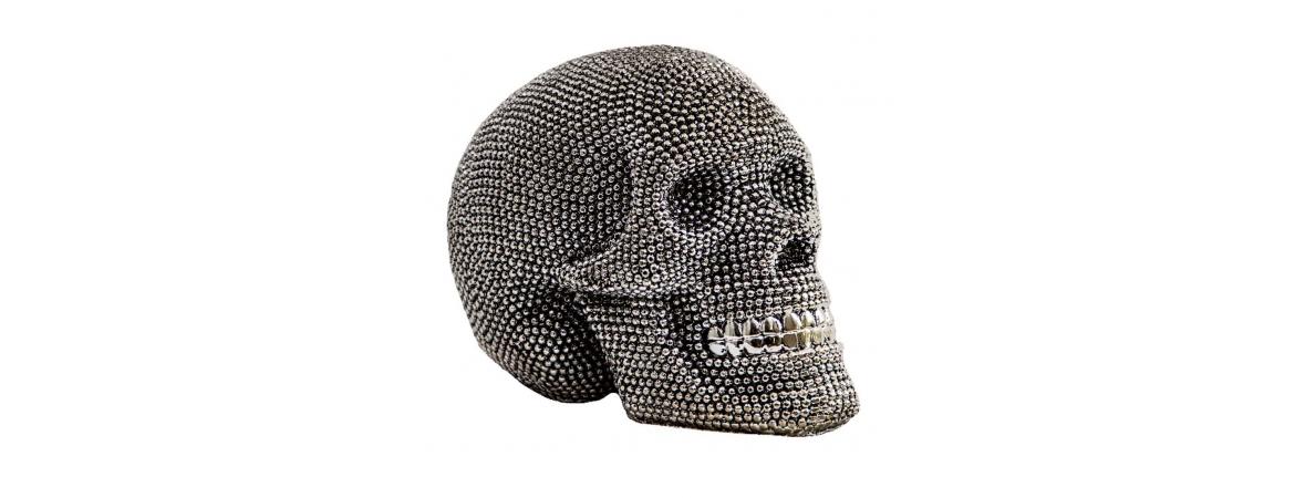 Silver Beaded Skull Ornament – 18cm — supplier photograph