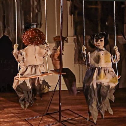 Animated Swinging Kids Halloween Decorative Prop