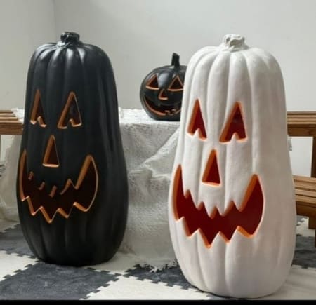 Black &amp; White Jack-O-Lantern Pumpkin Light Up Pair