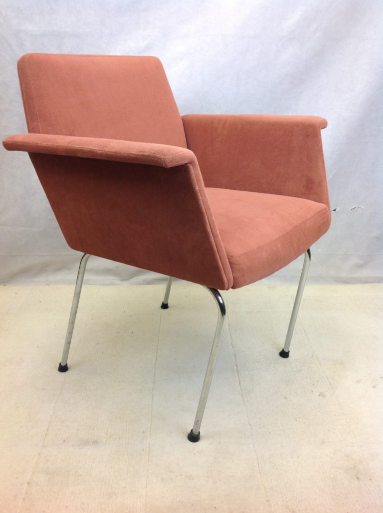 French VOG Ergonomic Chair