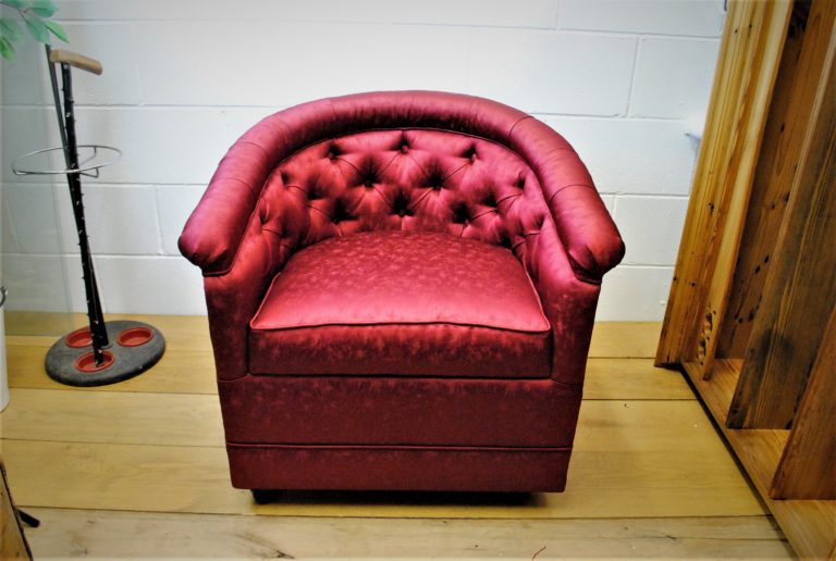 Re-upholstered Tub Seat