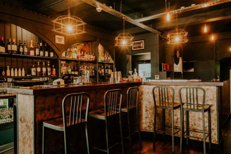 SHELBYS – Holywood