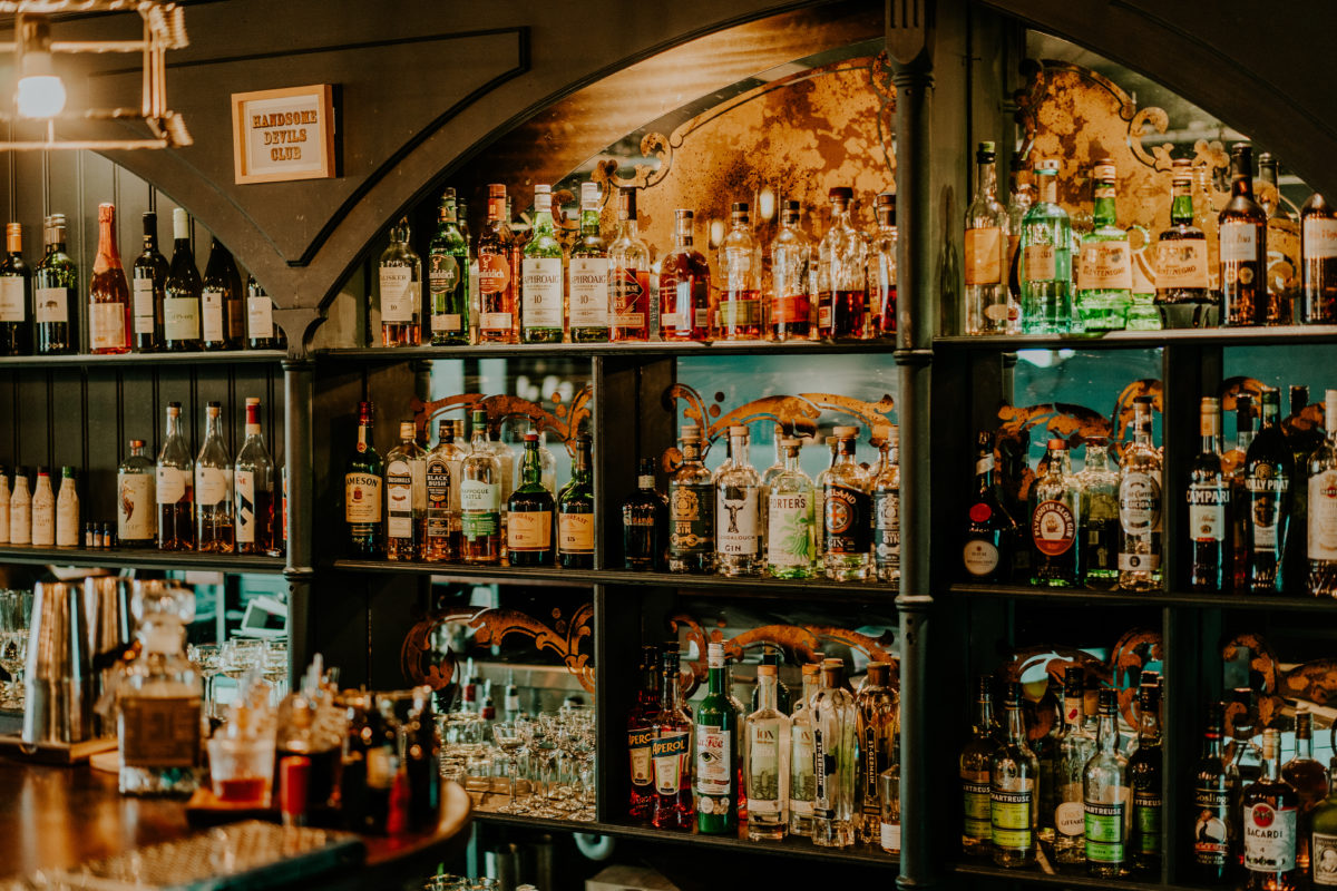 SHELBYS – Holywood