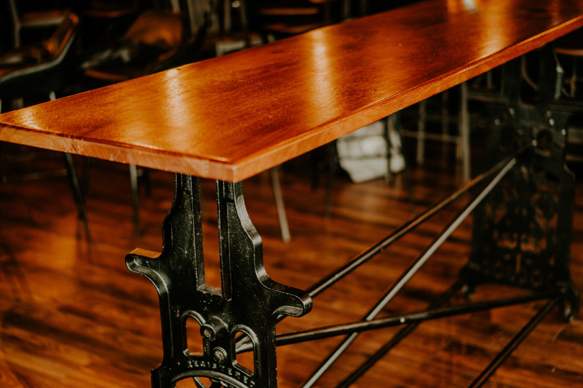 SHELBYS – Holywood