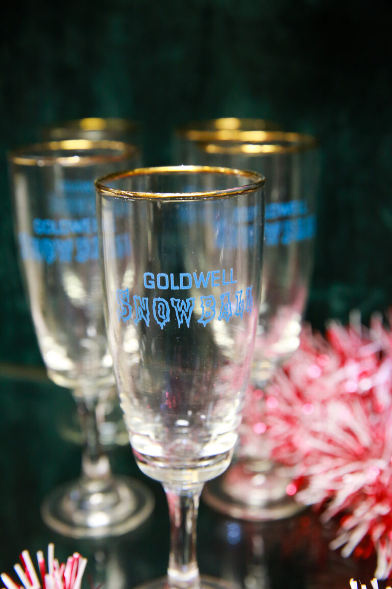 Goldwell Snowball Flute glasses