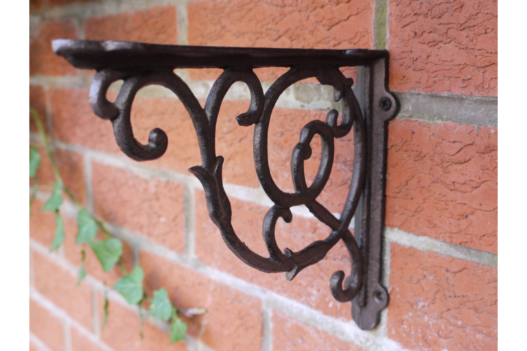 Cast Iron Ornate Shelf Bracket [22cm x 19cm]
