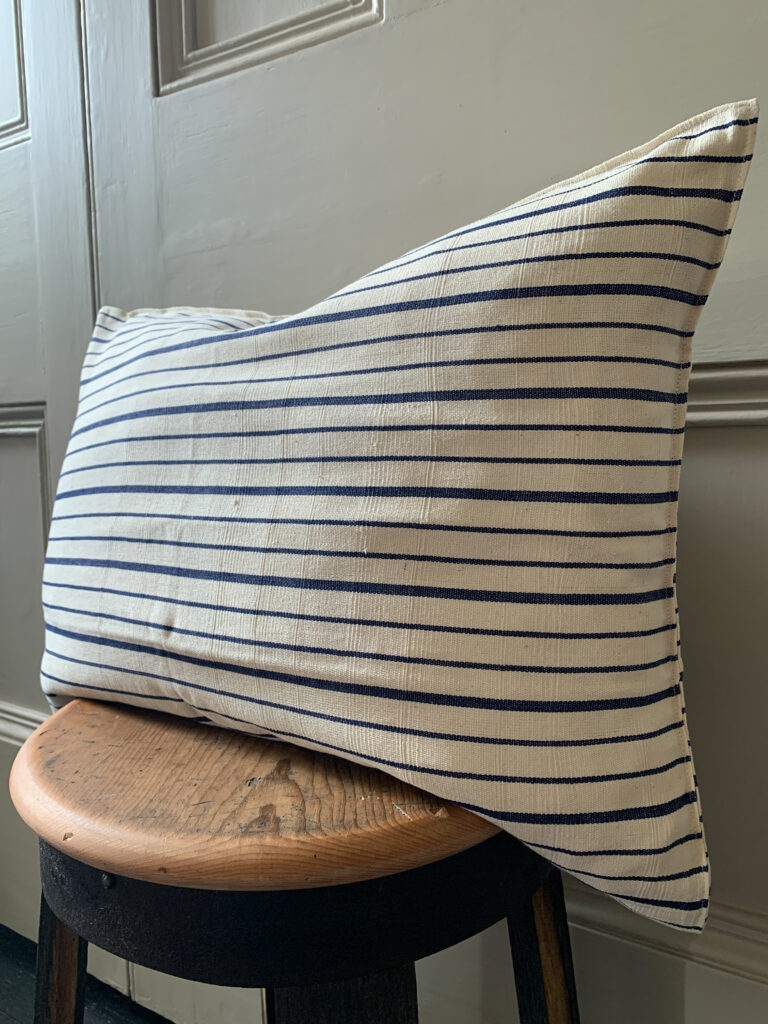 Handwoven 100% cotton cushion cover- Black & Off White stripe