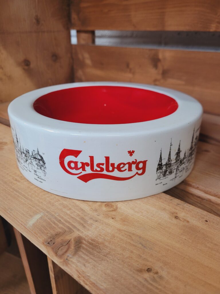 Large Carlsberg Ashtray [w354]