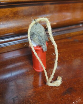 Robin on Postbox Bauble