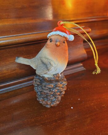 Robin on Pinecone Bauble