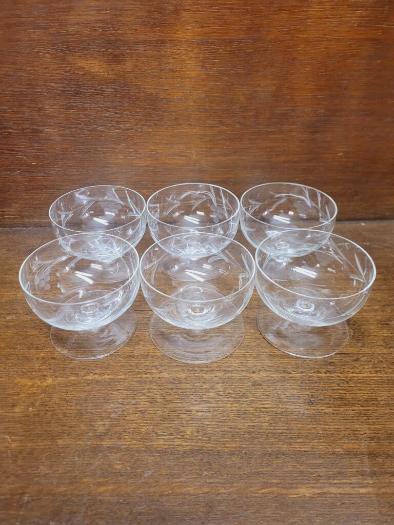 Set of 6 Duiske Grape Vine Dessert Dishes