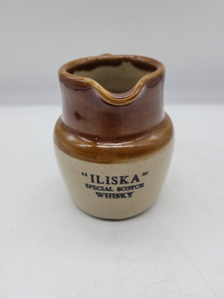 Iliska Whisky Jug [w489]