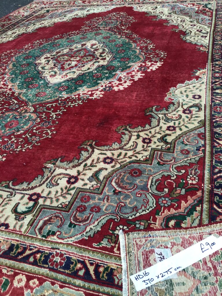 Antique Red and Green Persian Tabriz Rug 370 x 275cm [HD16]