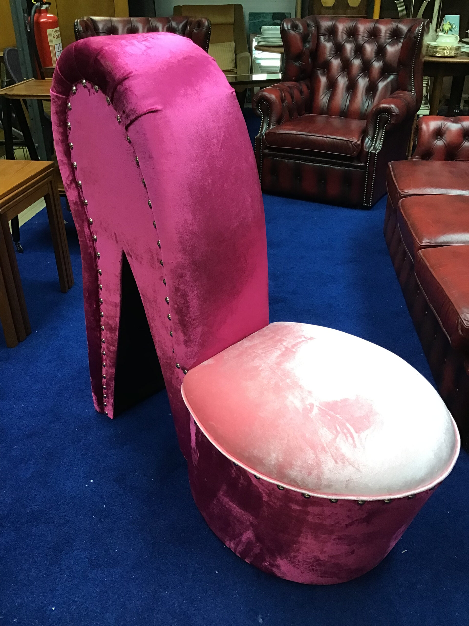 Casa Padrino designer high heel armchair with rhinestones gold - Modern  club armchair with high backrest - Modern club furniture - Designer  Furniture | Casa Padrino