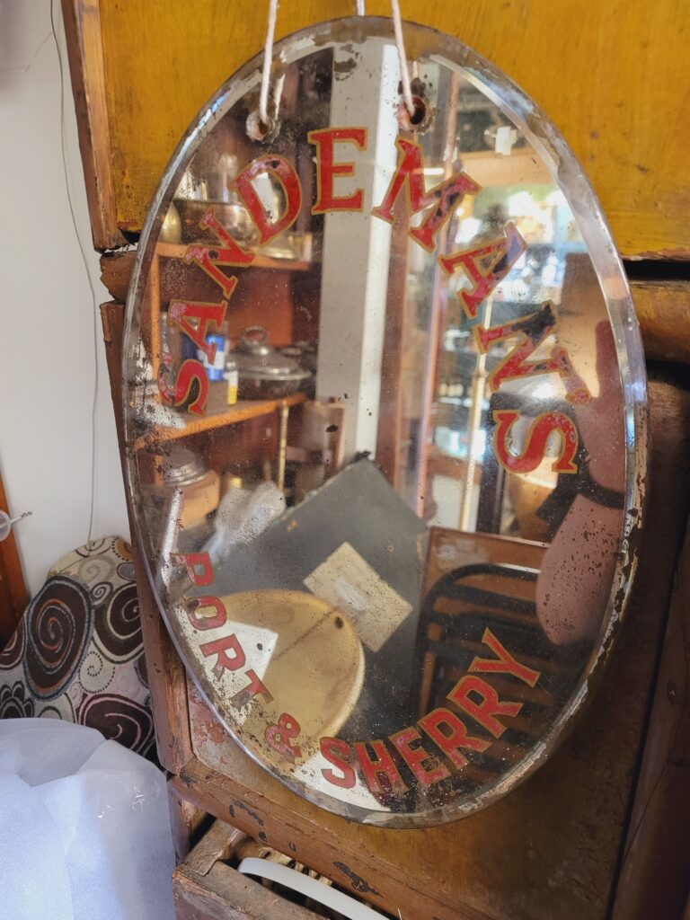 Sandeman's Port & Sherry Mirror [w495]