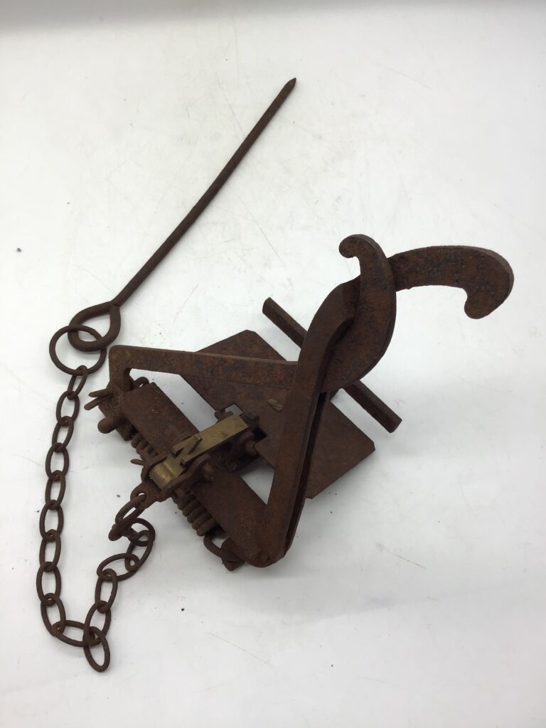 Antique Juby Trap
