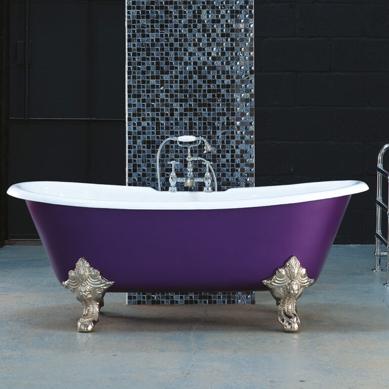 Milan Cast Iron Bath (Painted Exterior, Painted Feet)