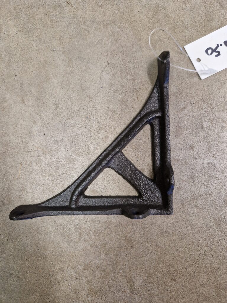 Small Cast Iron Shelf Bracket