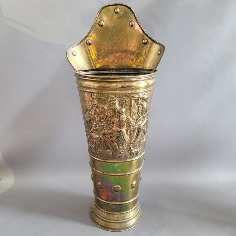 Metal Umbrella Stand with Embossed Scene