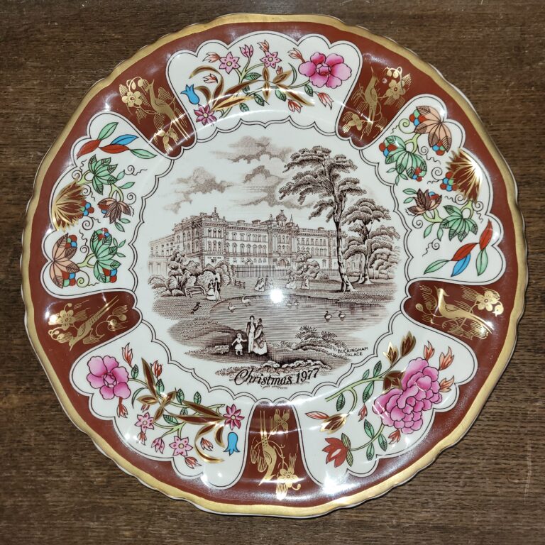 CC001 Mason's Ironstone Christmas 1977 Plate
