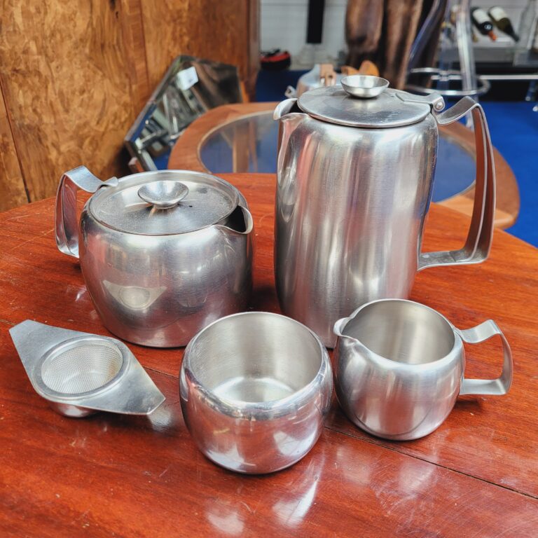 Olde Hall Tea & Coffee Set
