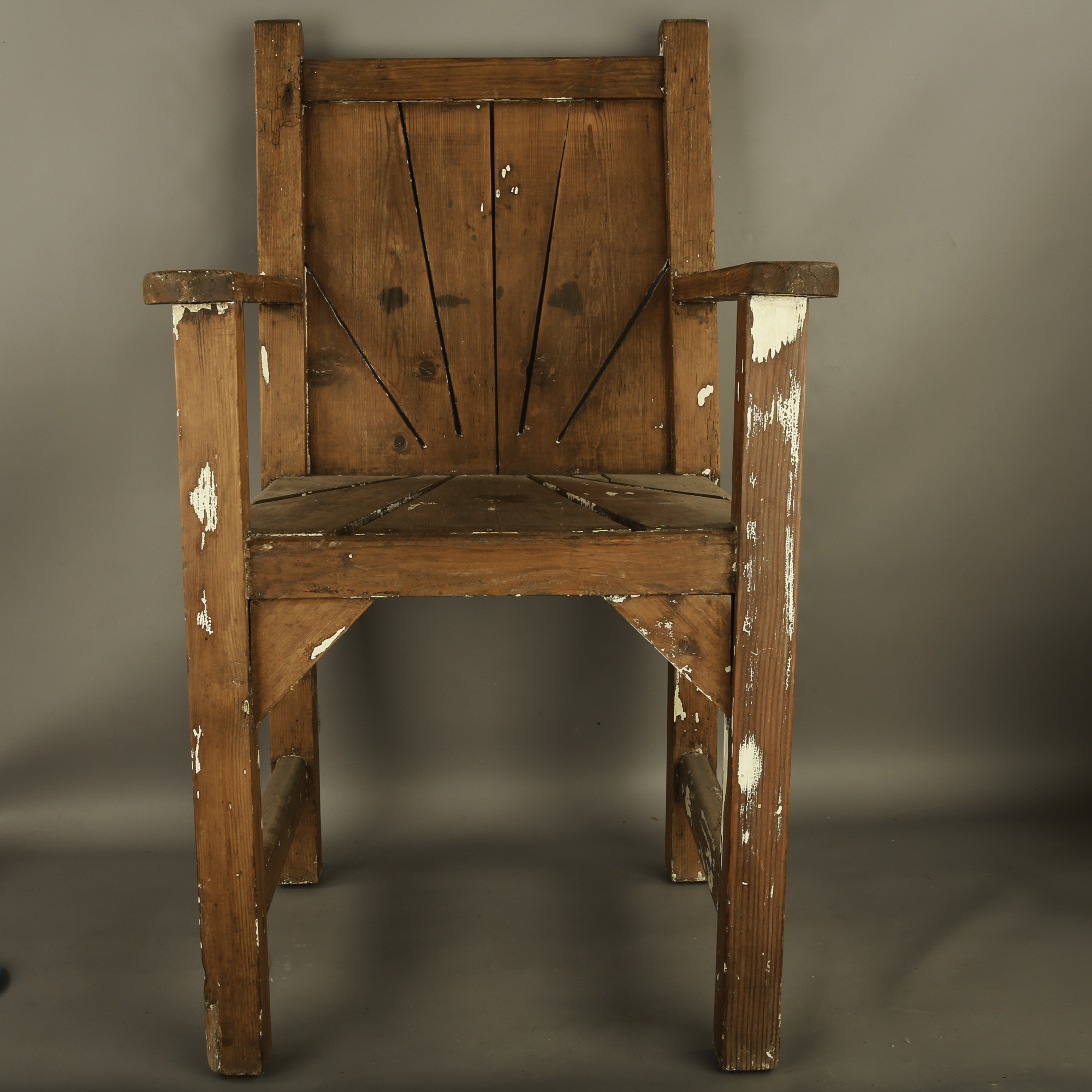 Traditional Fan-back Pine Chair