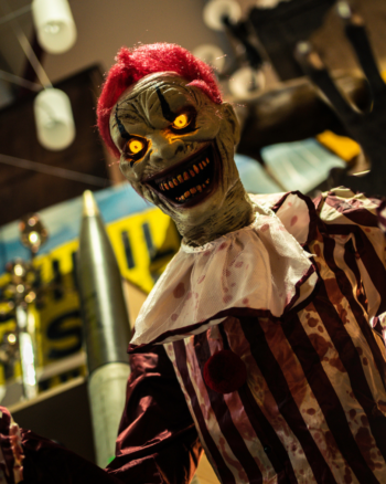 Undead Clown Animated Figure