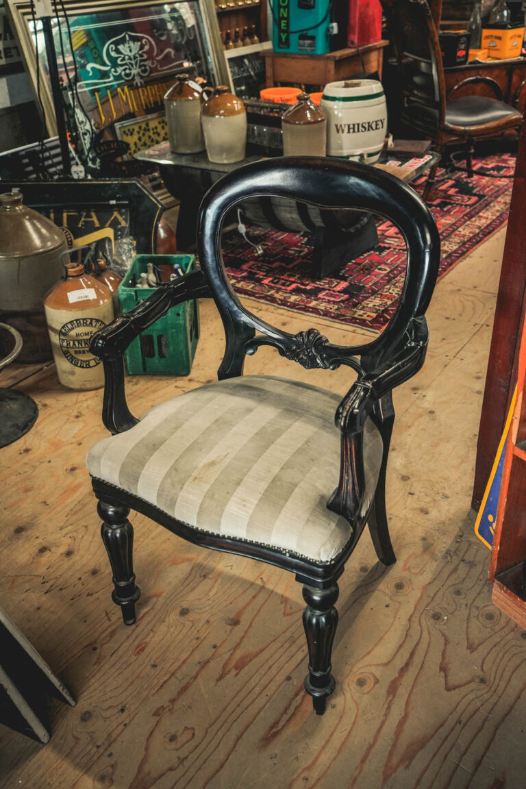 Black Balloon-back Dining Chair