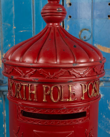 Alternative view of North Pole Post Box