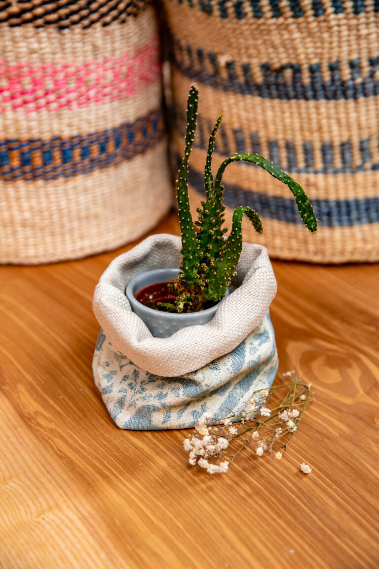 Floral x Cream Handmade Fabric Pot