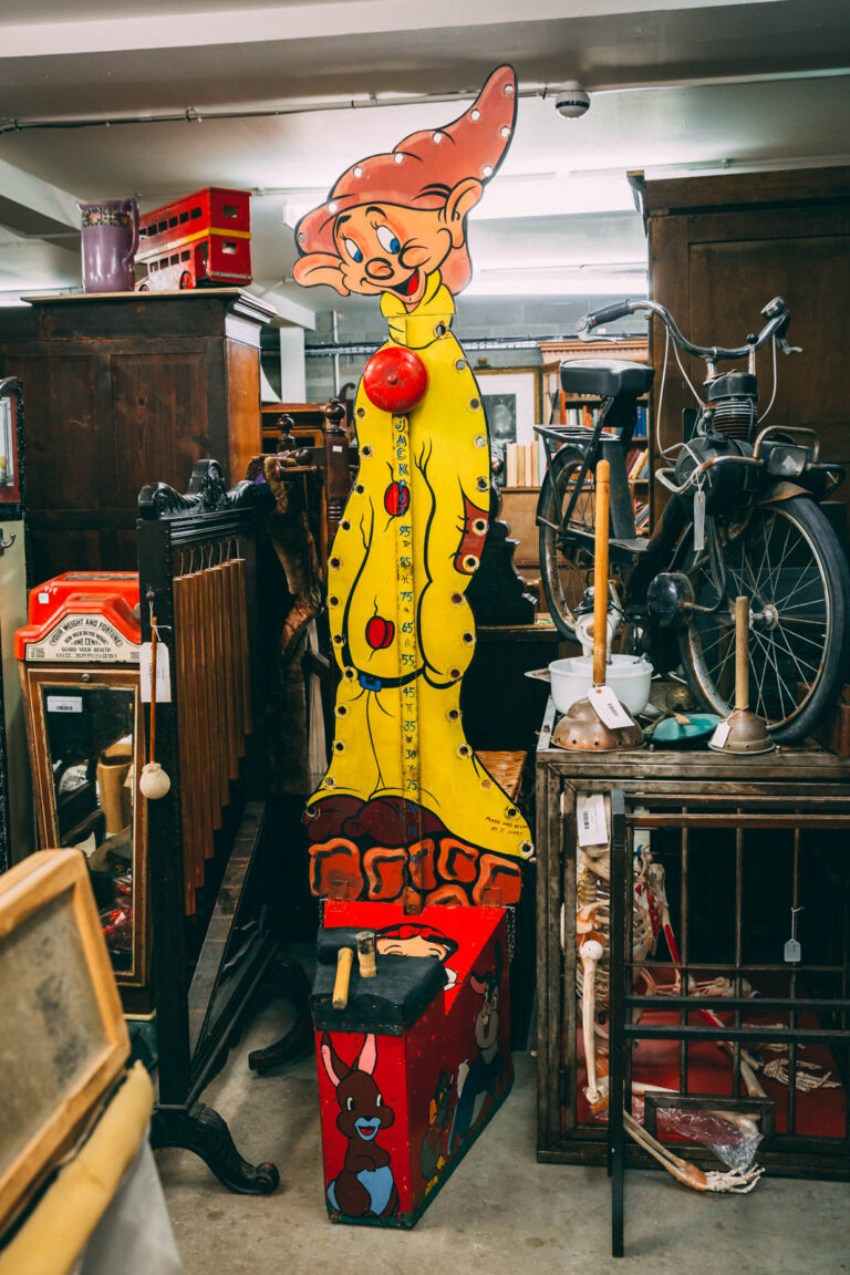 Snow White 'Hit the Bell' Carnival Game