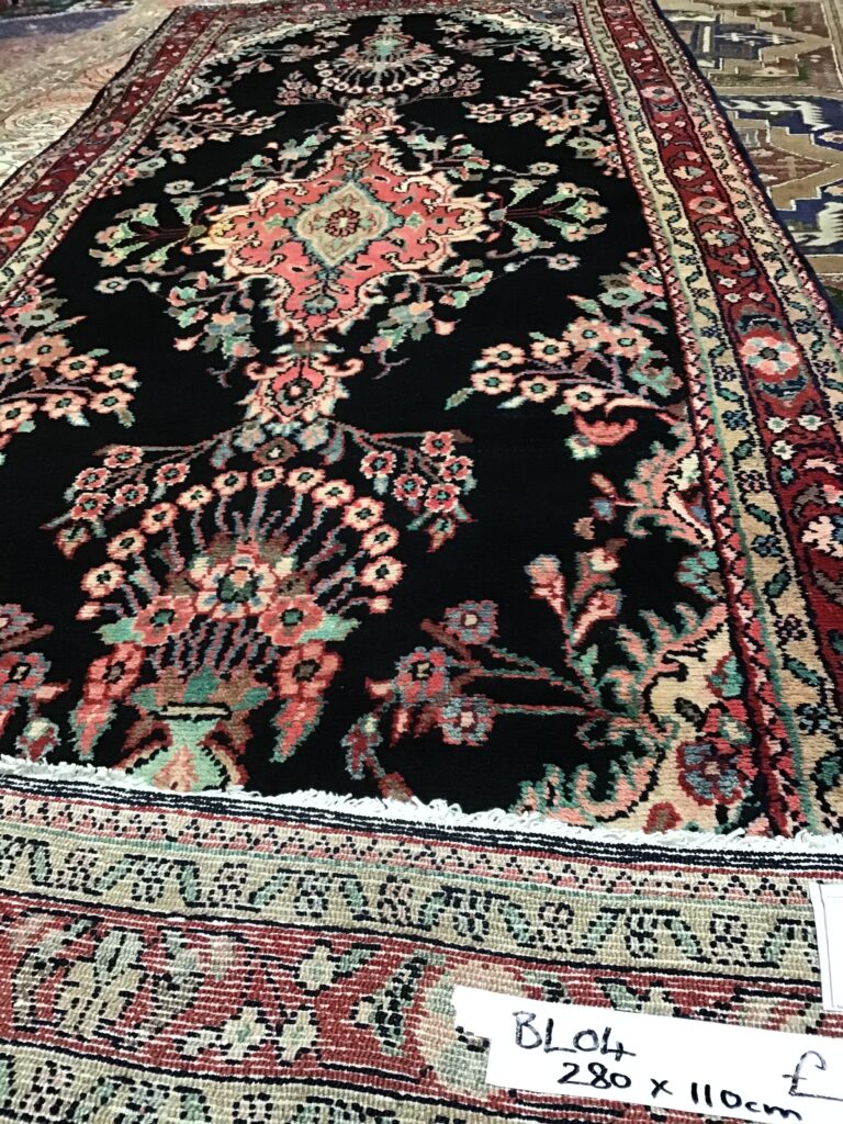 Black-ground Sarouk Runner Rug [BL04]