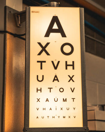 Vintage Light-up Eyetest Machine