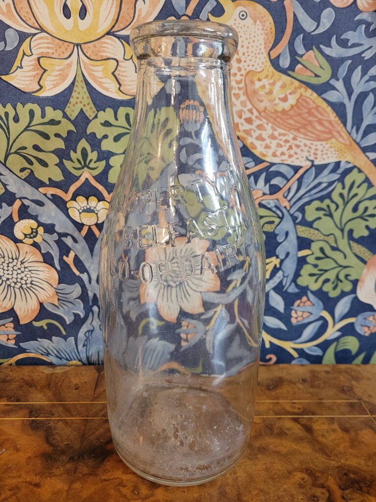 GB027 Belfast Co-op Dairy Bottle