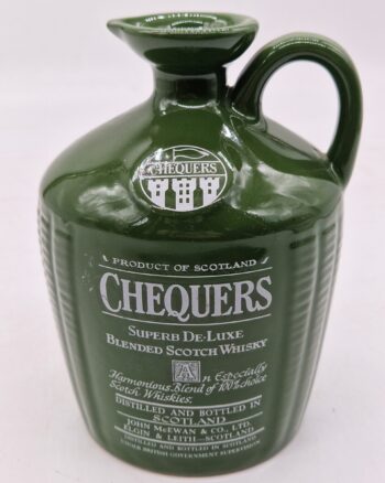 Chequers Scotch Whisky Flagon [w106]