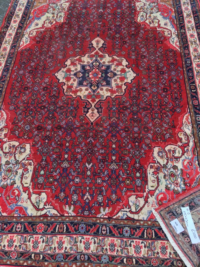 Old Red-ground Persian Ardibil Rug [EC13]