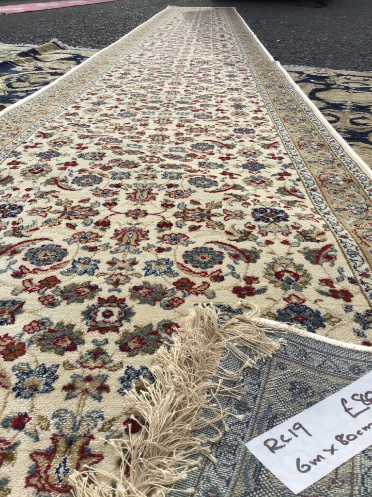 6m-long Ivory-ground Kasmir Runner [RC19]