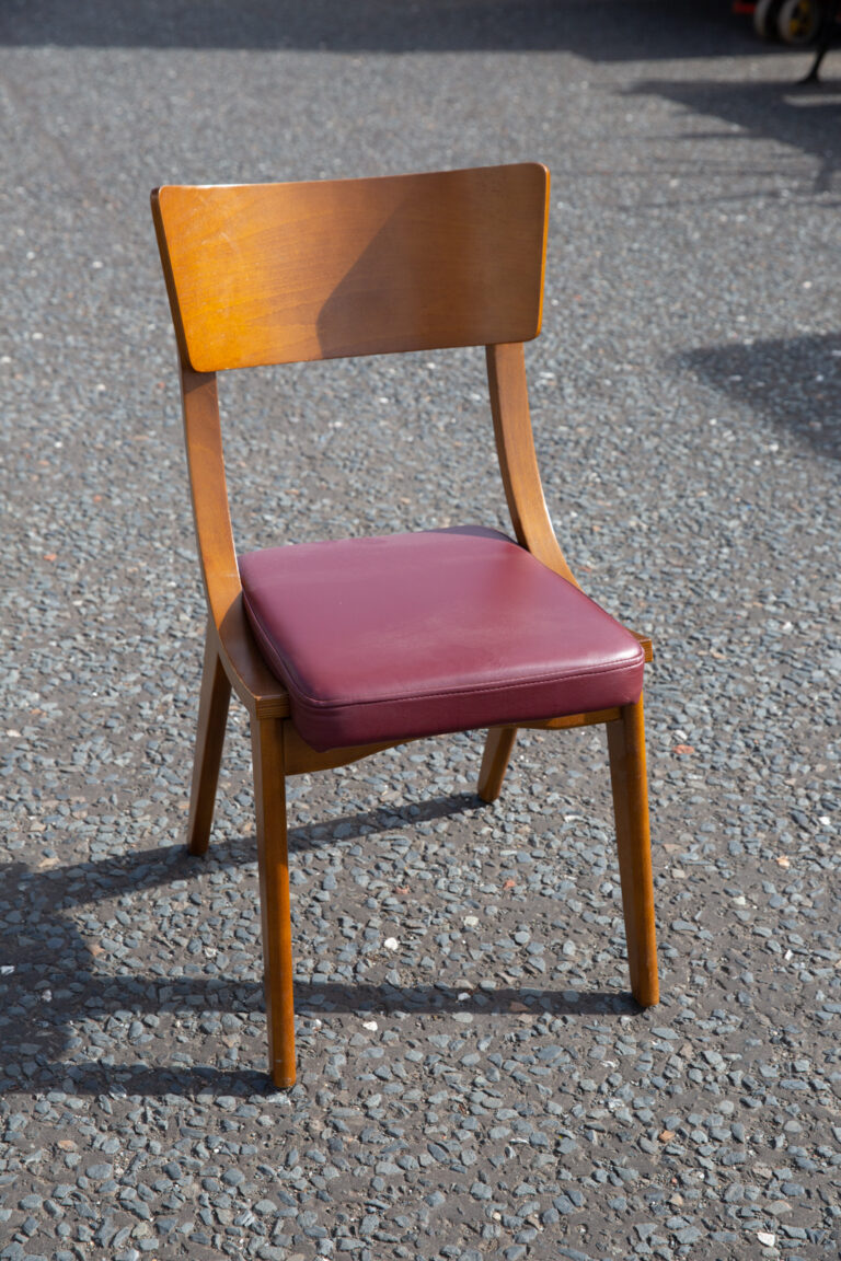 Curved Back Restaurant Dining Chair