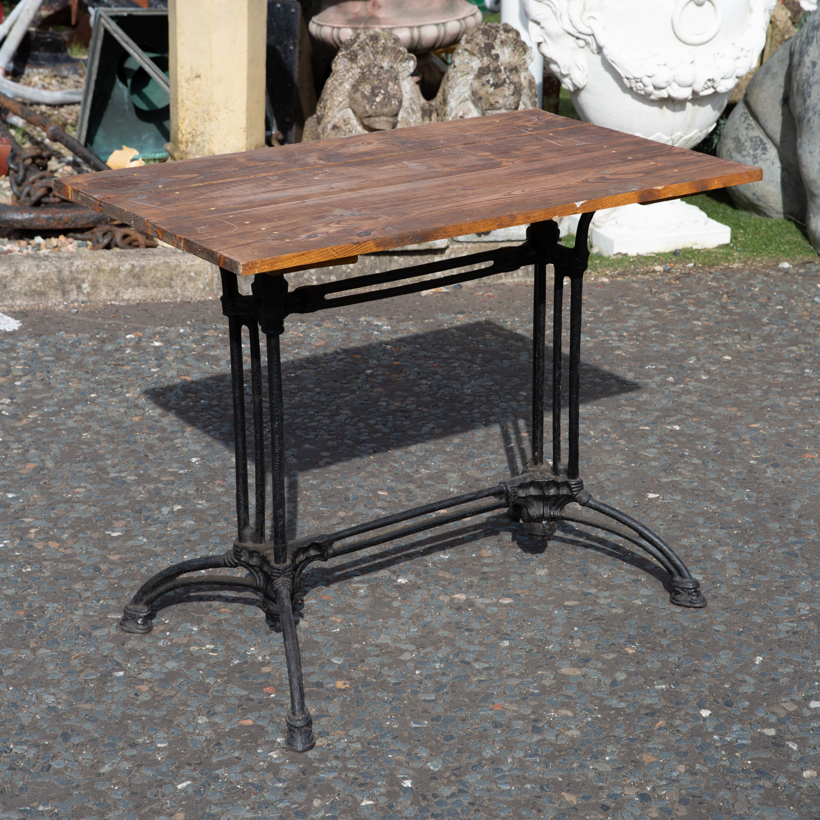 Bar/Cafe Table