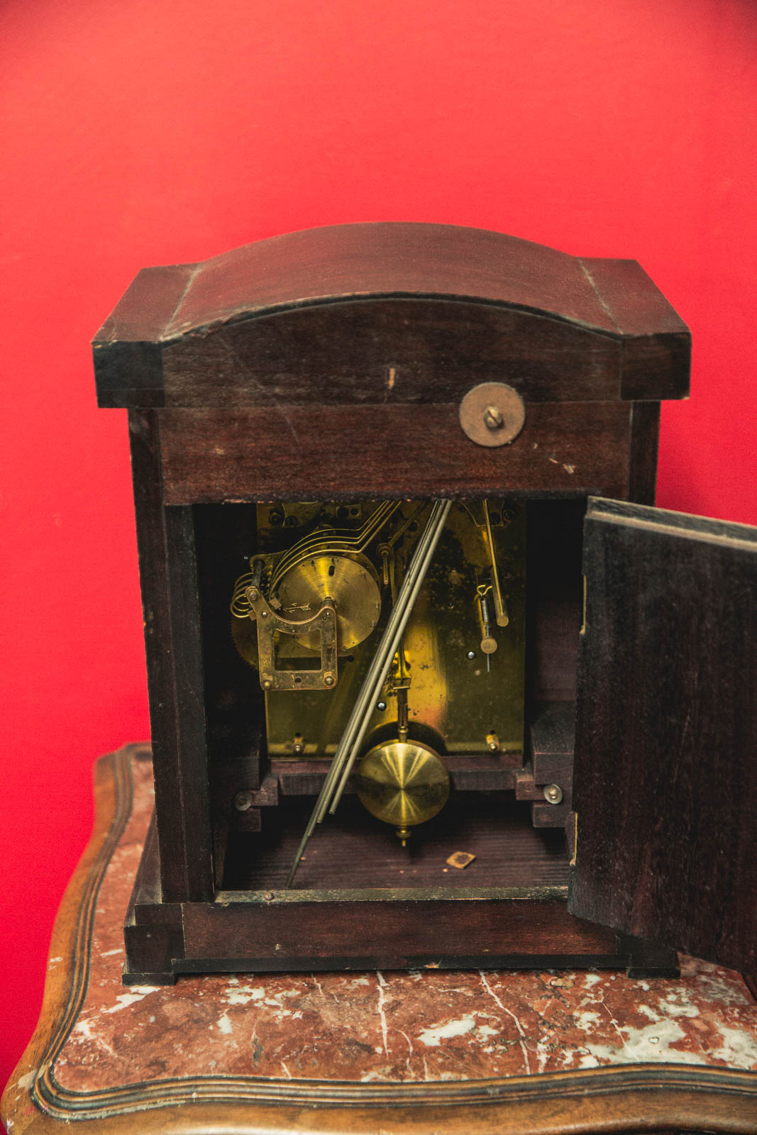 thumbnail image 2 of The Emporium Clocks Oak Wooden Mantel Clock – Arched Top With Moving Pendulum, Quartz Movement, Brown 2 of 13