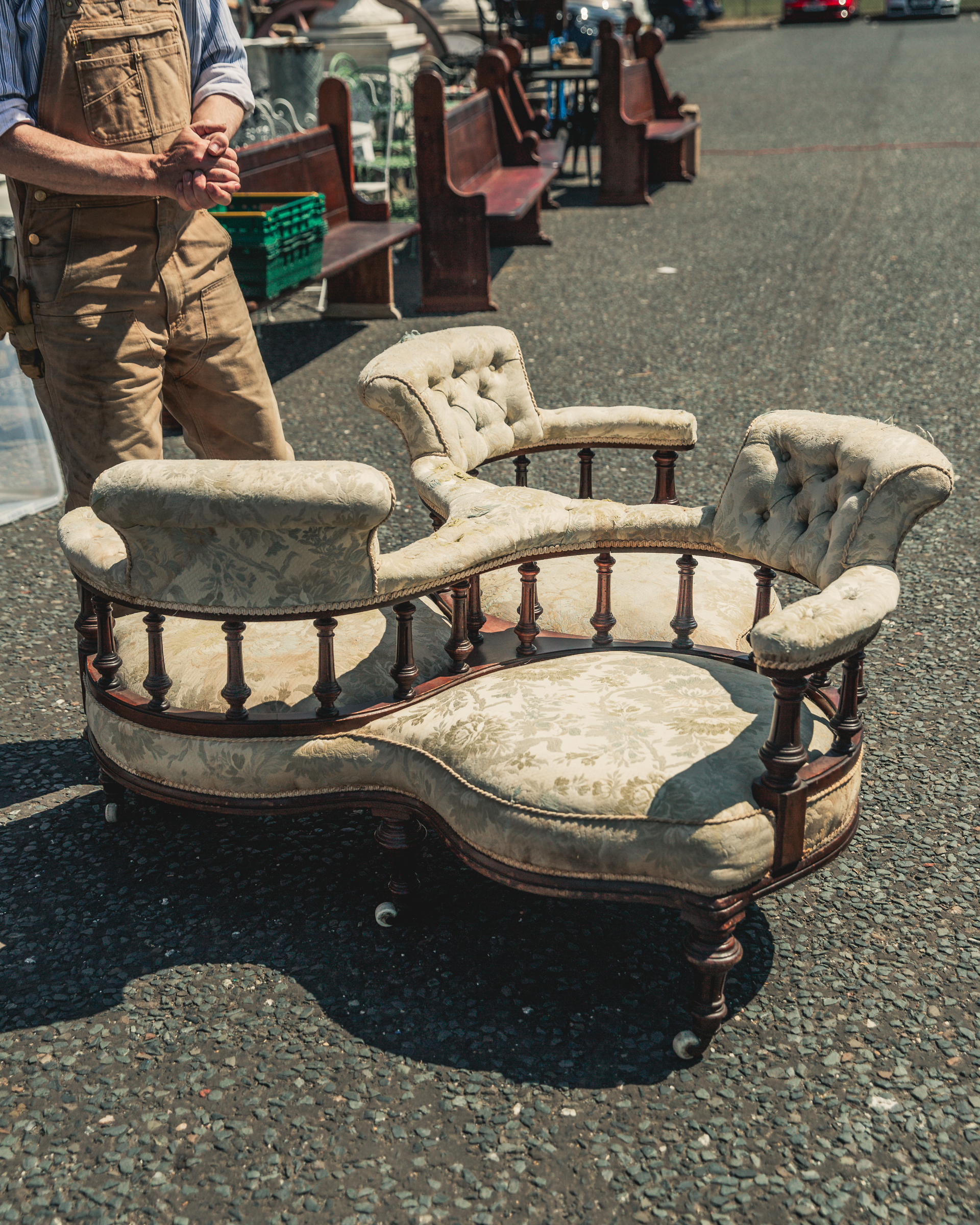 Victorian 3-Seat Conversation Settee
