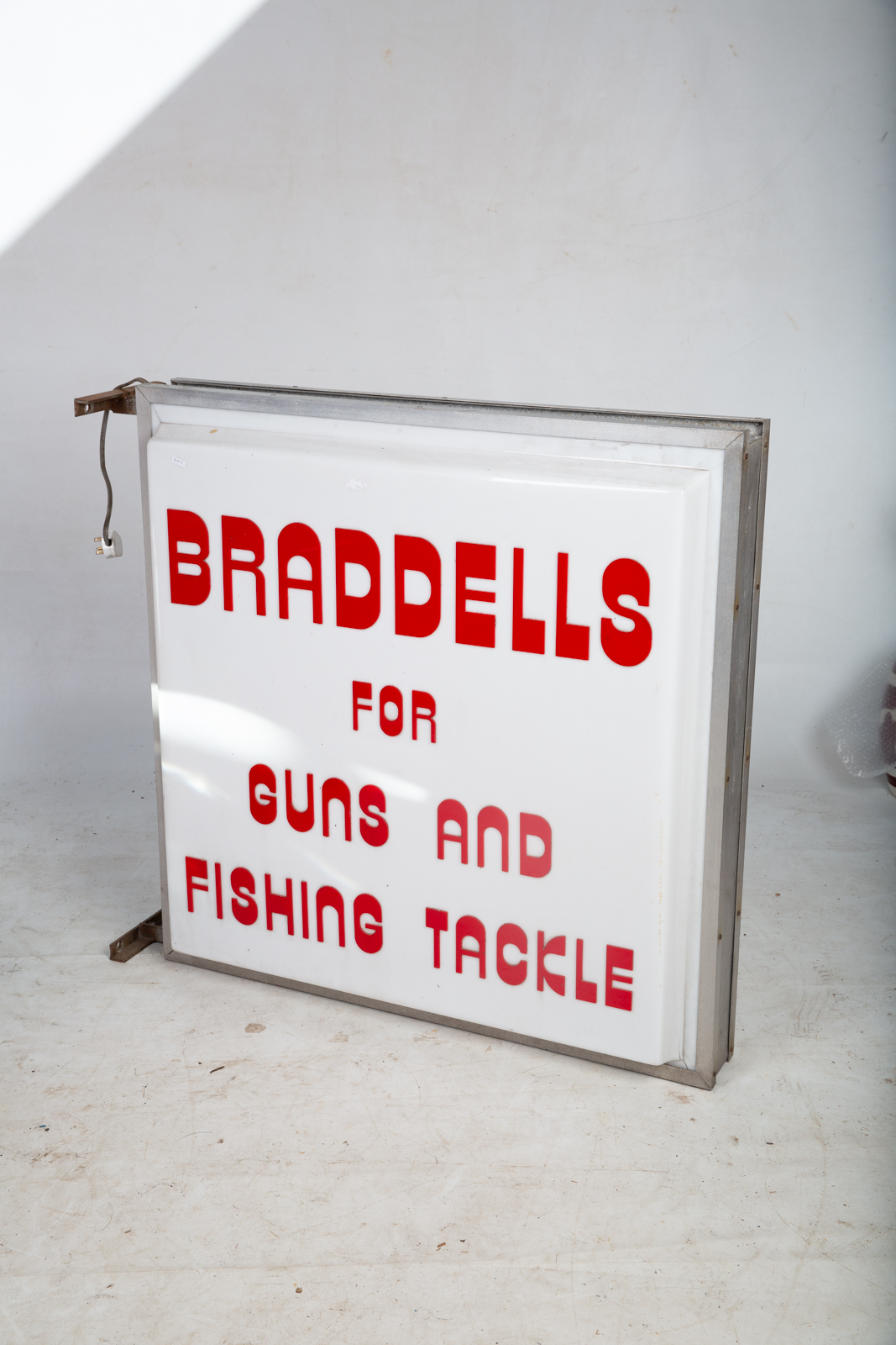 Large Light-Up Braddells Sign