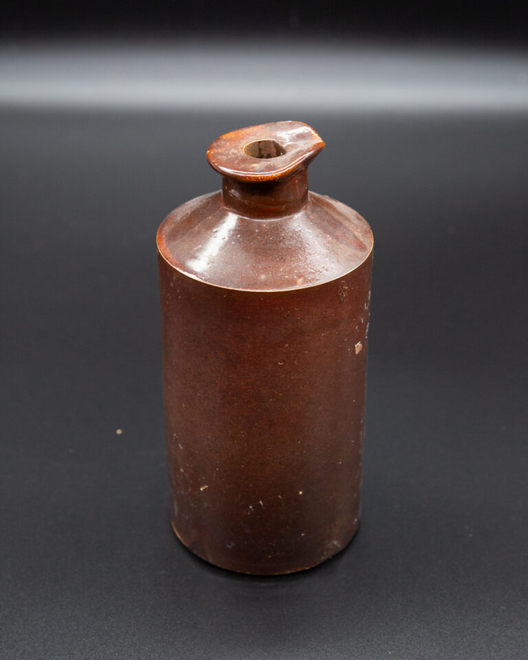 Doulton Lambeth Ink Bottle [sw084]