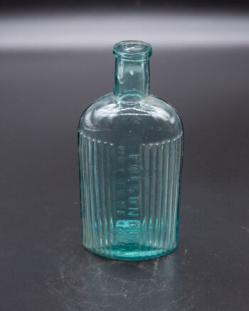 GB044 Apothecary Glass Poison Bottle