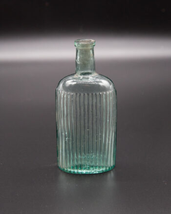 GB045 Clear Glass Apothecary Bottle