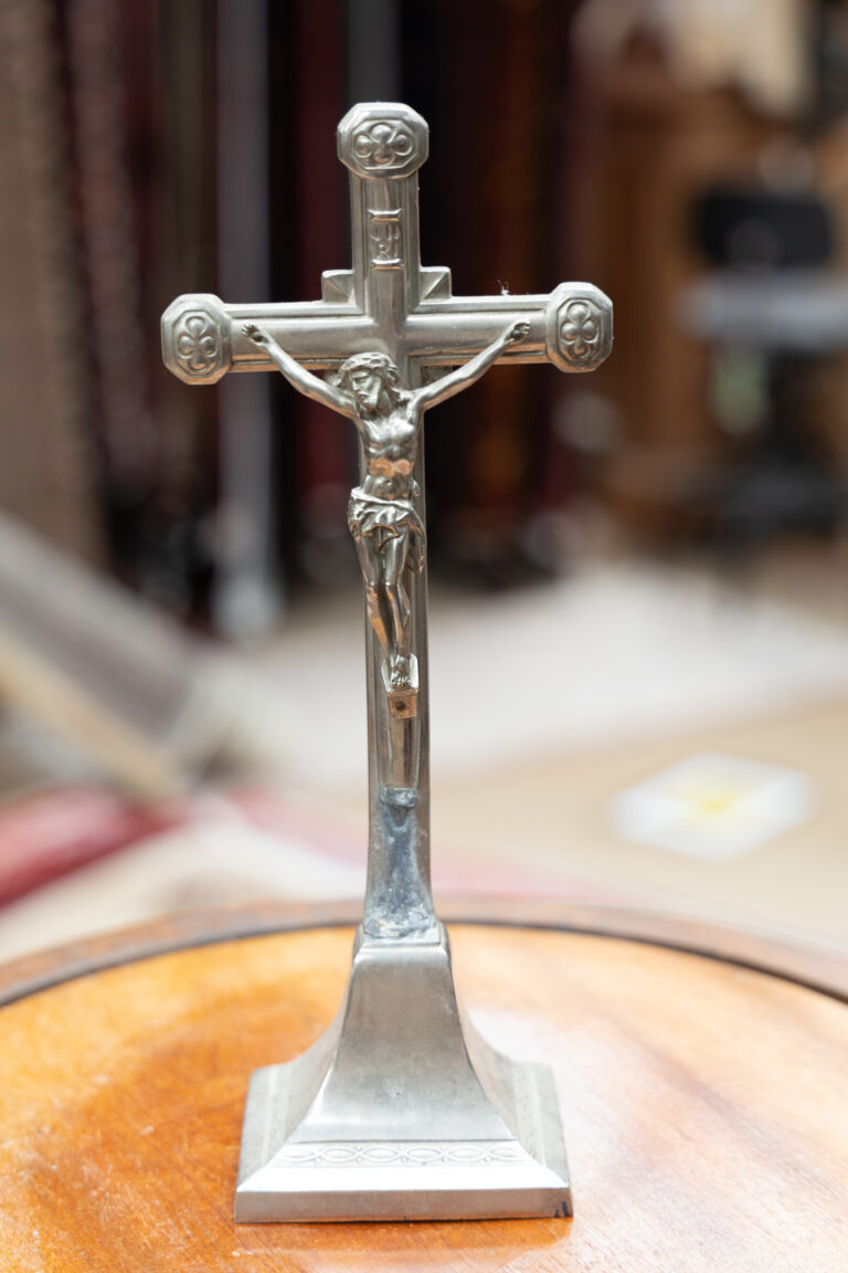 Vintage Metal Crucifix