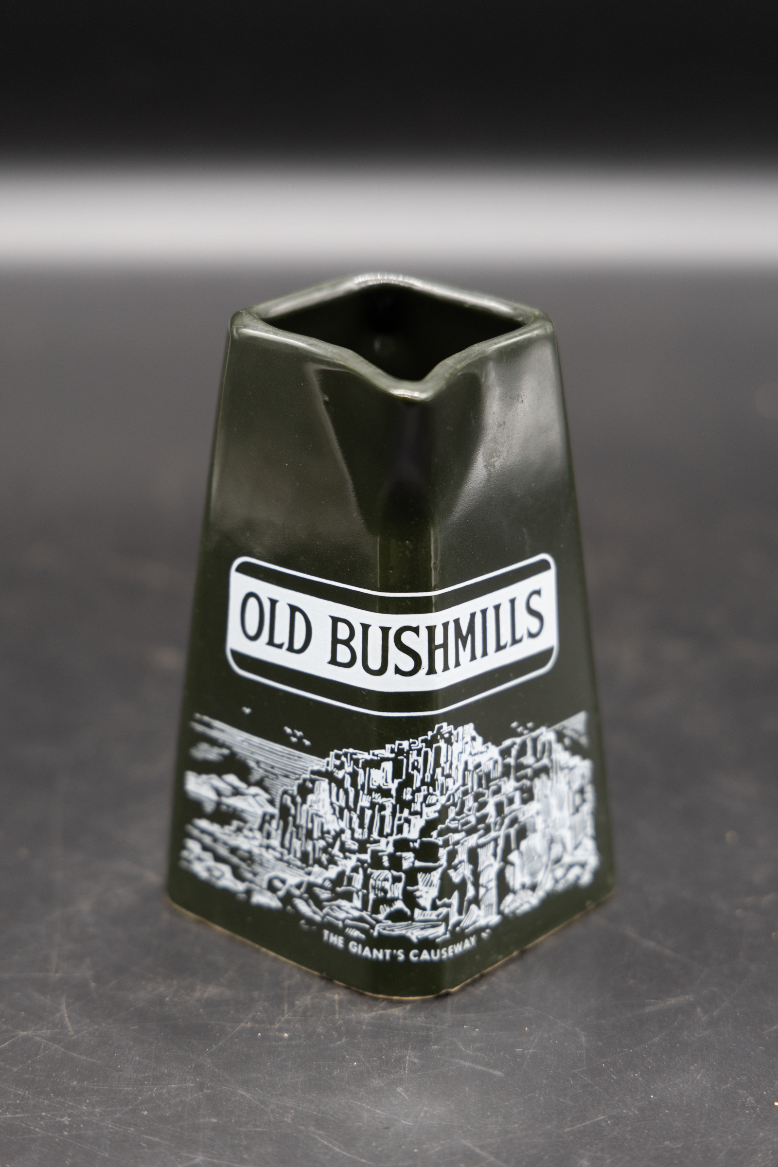 Rare Vintage US Bushmills Jug [w410]