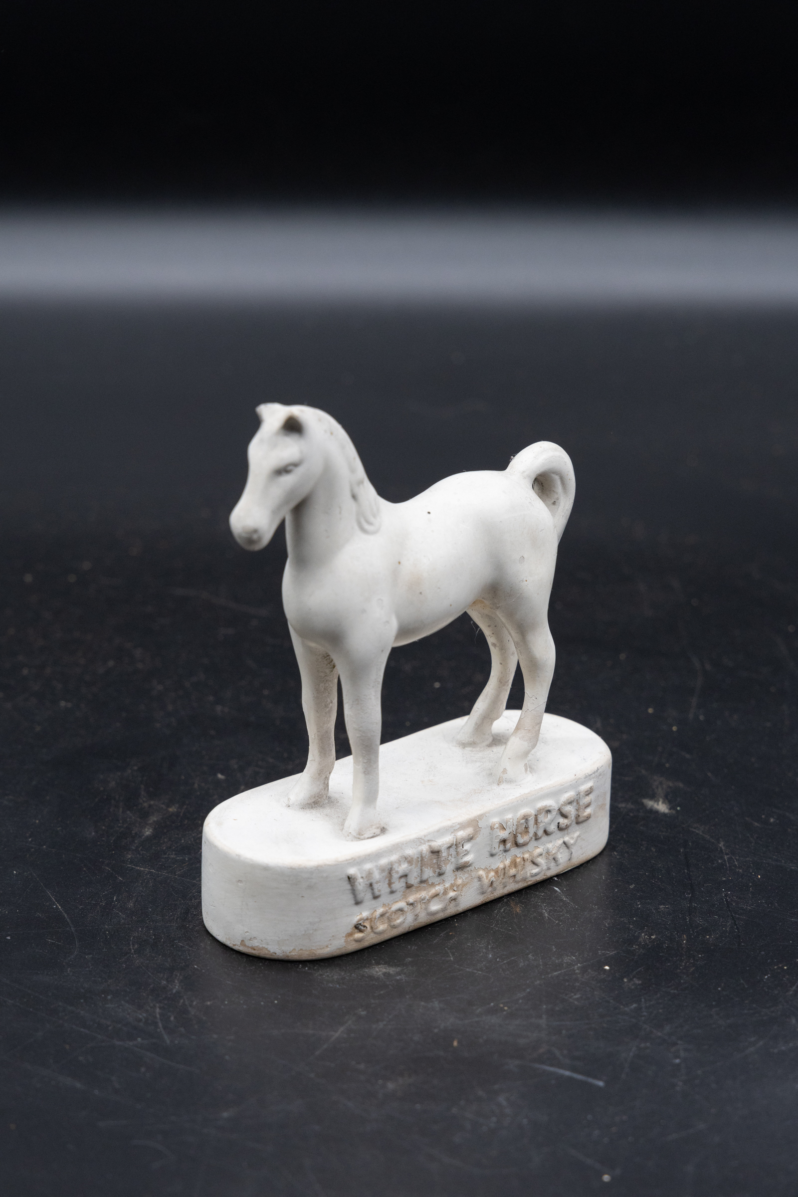 White Horse Whisky Porcelain Statue [w249] - On The Square Emporium