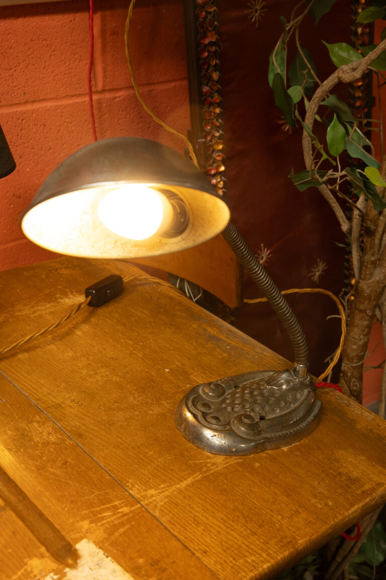 Art Deco Swan-neck Lamp